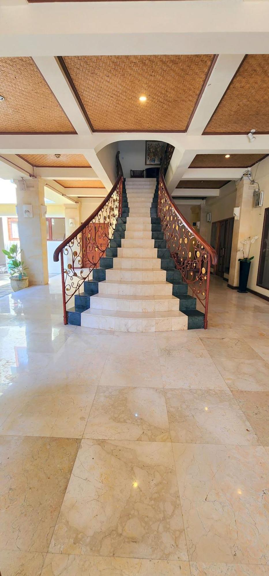 Bali Emerald Apartments Sanur Esterno foto