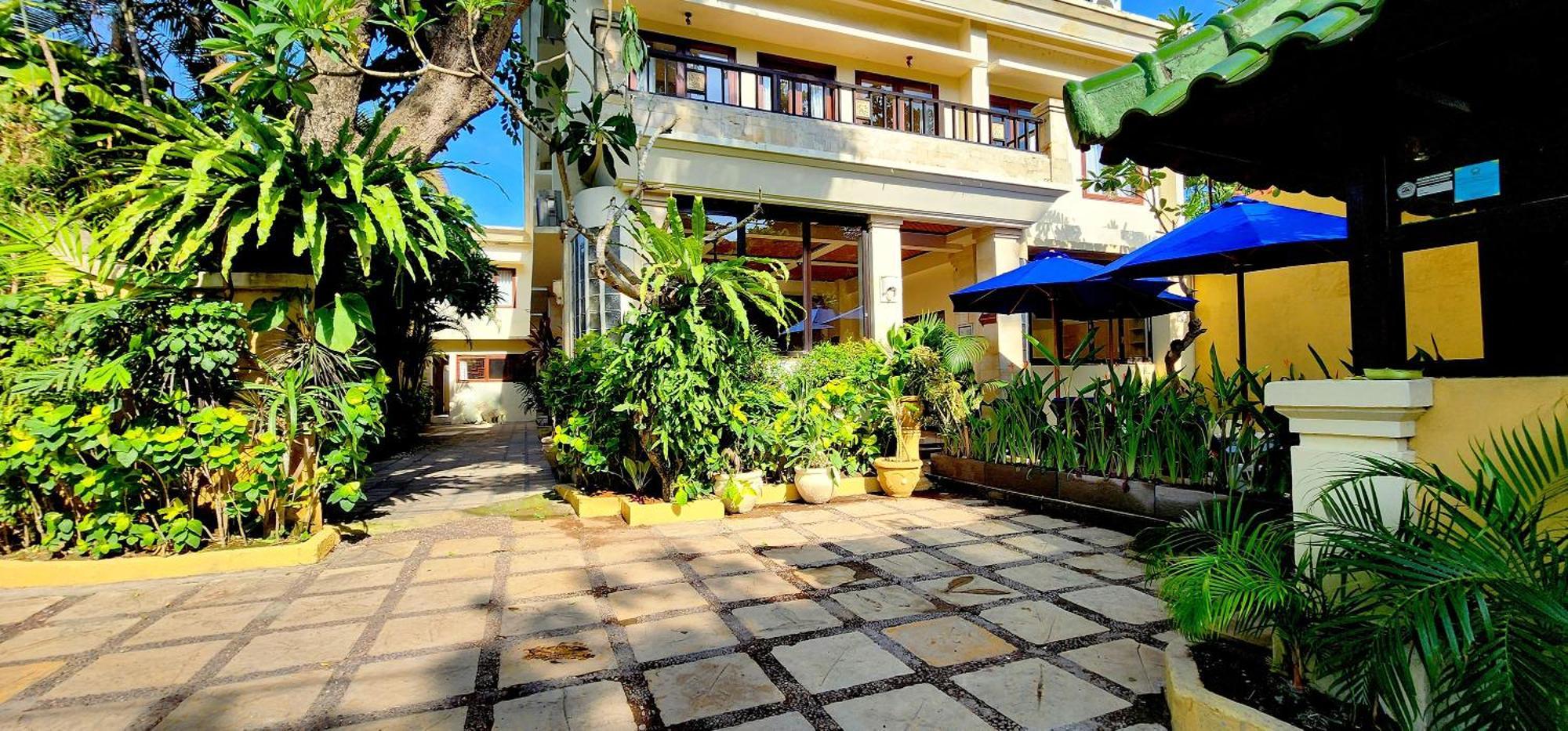 Bali Emerald Apartments Sanur Esterno foto