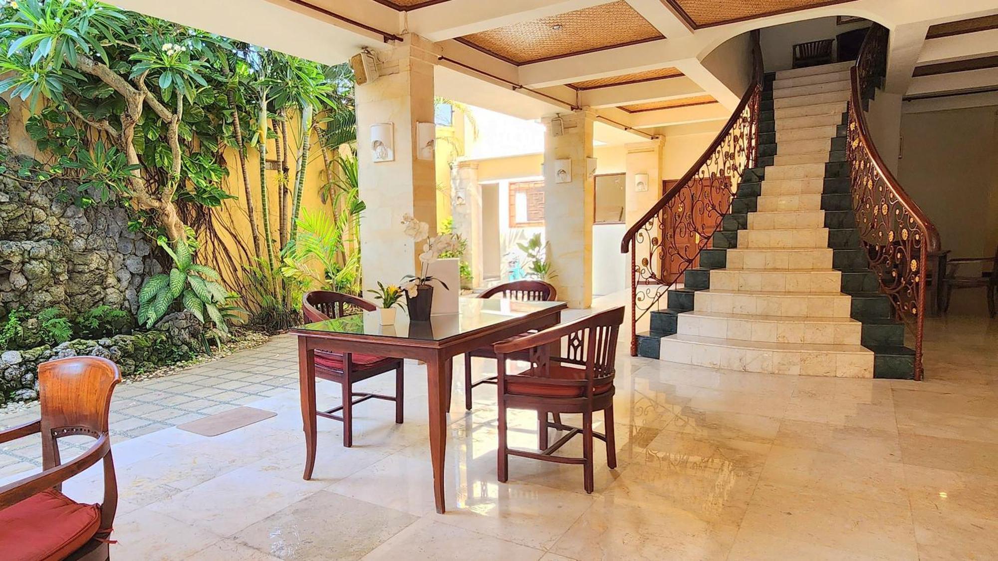 Bali Emerald Apartments Sanur Esterno foto